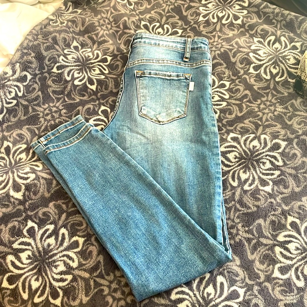 Size 7 skinny jeans✨
